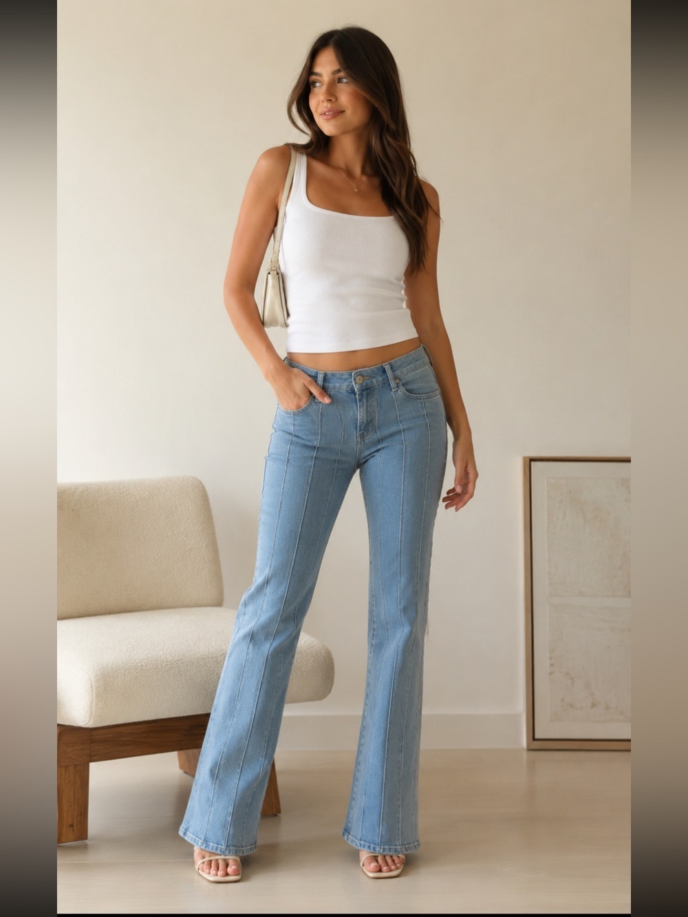 FRAME | The Pintuck Low-Rise Seamed Cropped Flare Jeans - 29